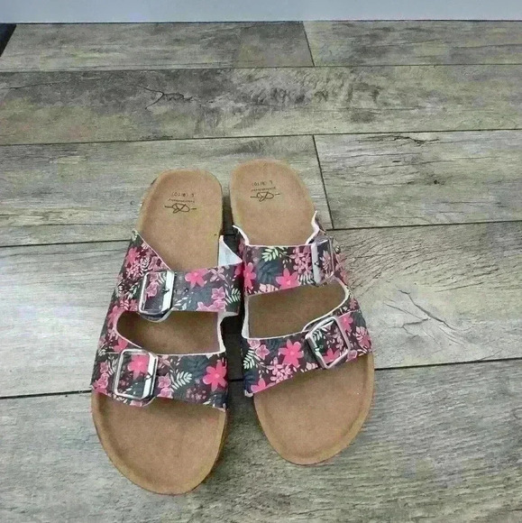 BOBBIE  BROOKS womens flower sandals large 9/10 - Picture 2 of 16